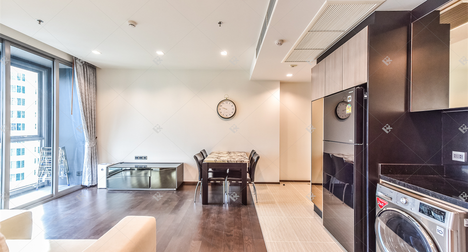 À louer 2 chambres condo à Pathum Wan, Bangkok