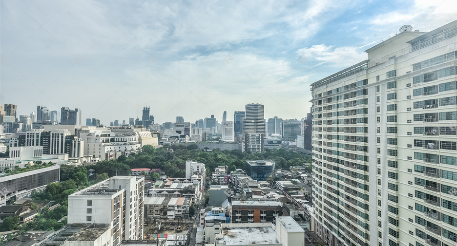 À louer 2 chambres condo à Pathum Wan, Bangkok