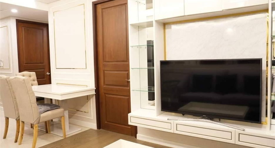 À louer 2 chambres condo à Huai Khwang, Bangkok
