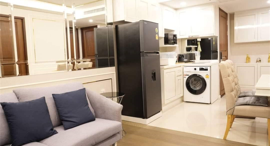À louer 2 chambres condo à Huai Khwang, Bangkok
