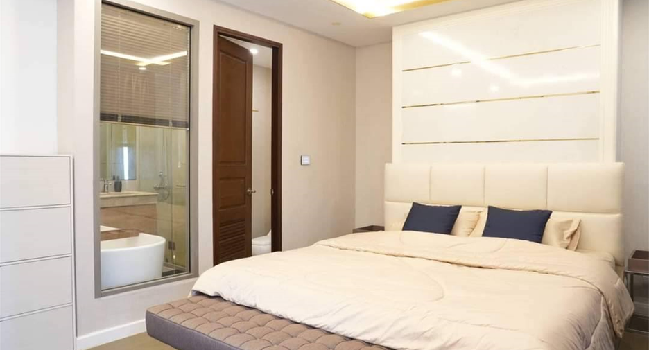 À louer 2 chambres condo à Huai Khwang, Bangkok