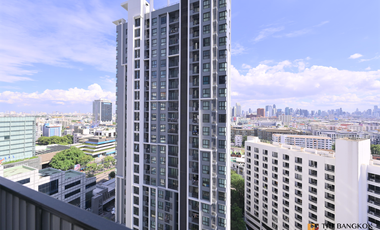 À louer 2 chambres condo à Huai Khwang, Bangkok