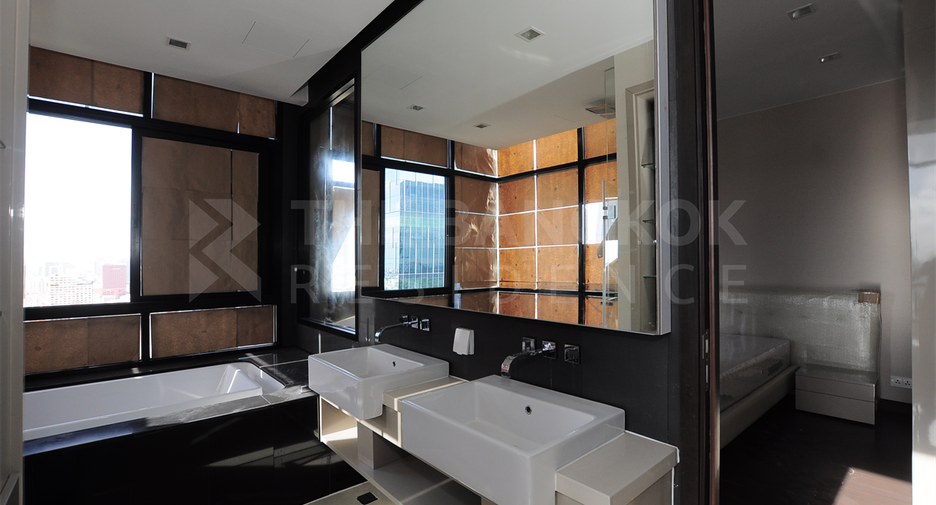 For rent 1 Beds condo in Huai Khwang, Bangkok