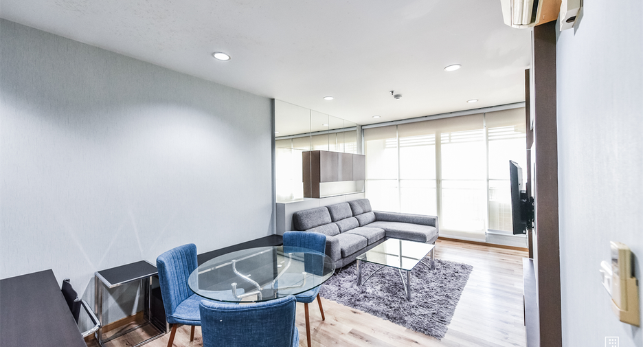 Wohnung zur Miete mit 2 Zimmer in Pathum Wan, Bangkok