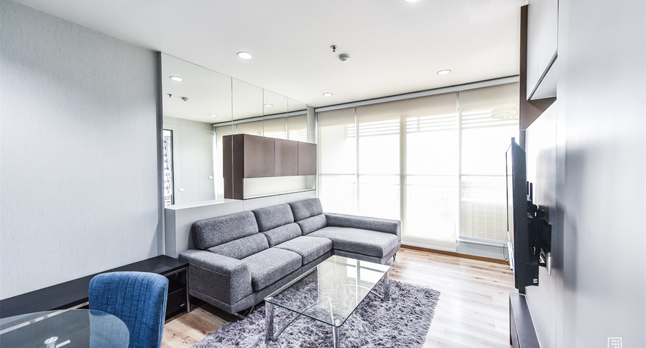Wohnung zur Miete mit 2 Zimmer in Pathum Wan, Bangkok