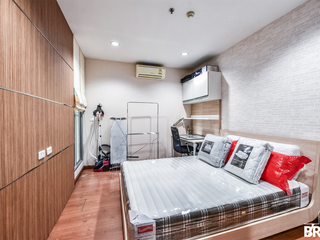 À louer 2 chambres condo à Pathum Wan, Bangkok