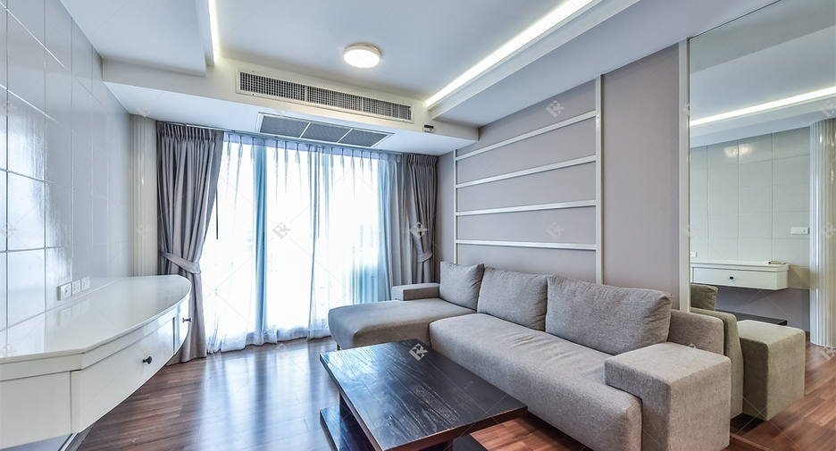 For rent 2 bedrooms condo in Watthana, Bangkok