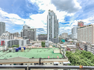 For rent 2 bedrooms condo in Phaya Thai, Bangkok