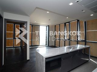 For rent 2 ベッドルーム condo in Phaya Thai, Bangkok