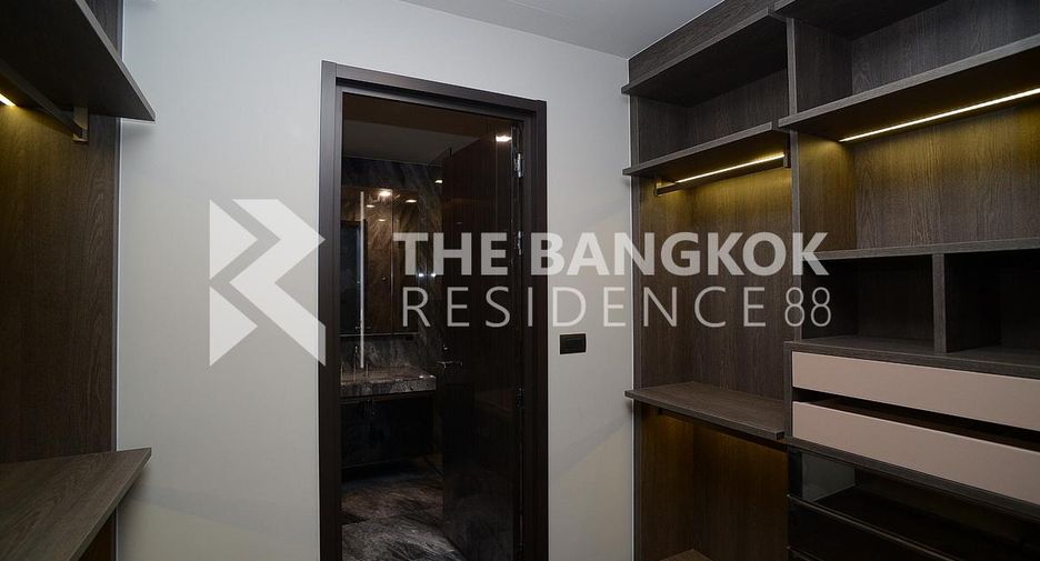 For rent 2 ベッドルーム condo in Phaya Thai, Bangkok