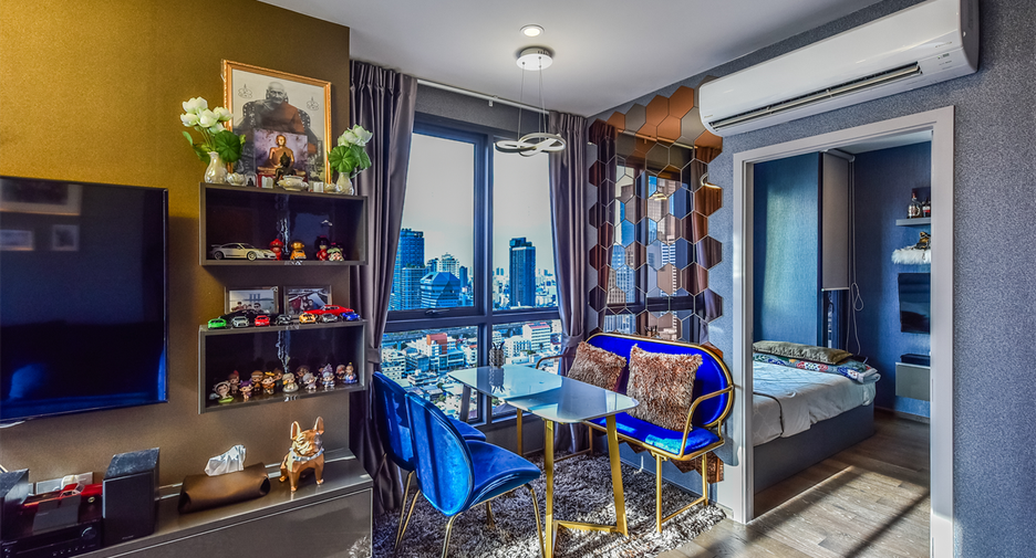 À louer 2 chambres condo à Pathum Wan, Bangkok