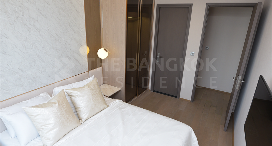 For rent 2 bedrooms condo in Bang Rak, Bangkok