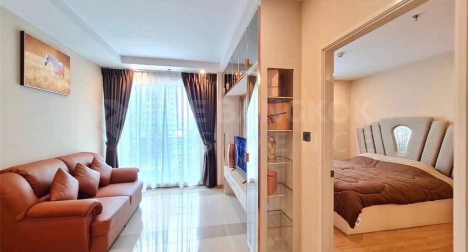 For rent 1 bed condo in Huai Khwang, Bangkok