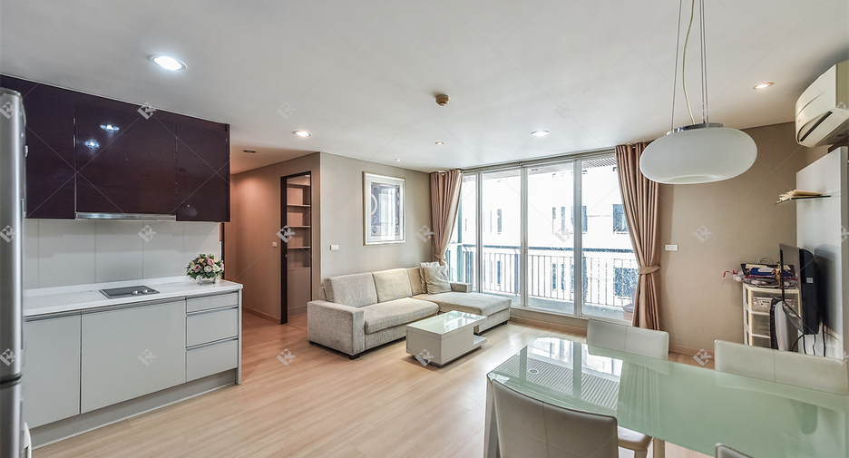 Wohnung zur Miete mit 2 Zimmer in Pathum Wan, Bangkok