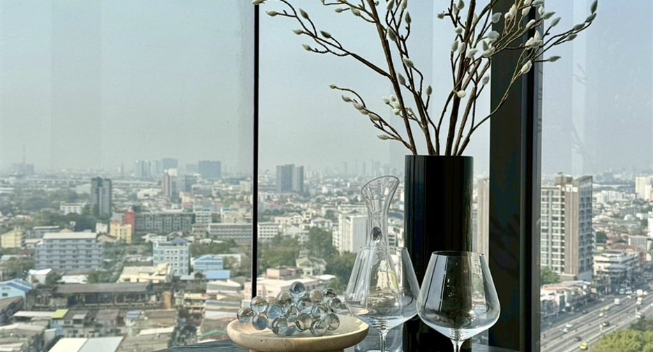 For rent 2 ベッドルーム condo in Chatuchak, Bangkok