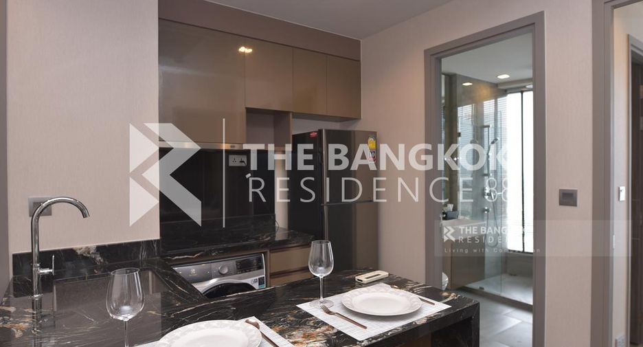 For rent 2 bedrooms condo in Ratchathewi, Bangkok