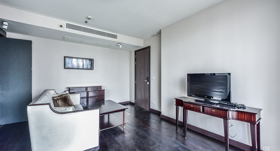 For rent 1 bed condo in Pathum Wan, Bangkok