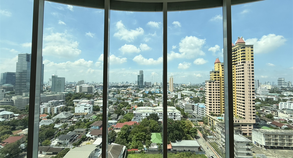 Wohnung zur Miete mit 2 Zimmer in Phaya Thai, Bangkok