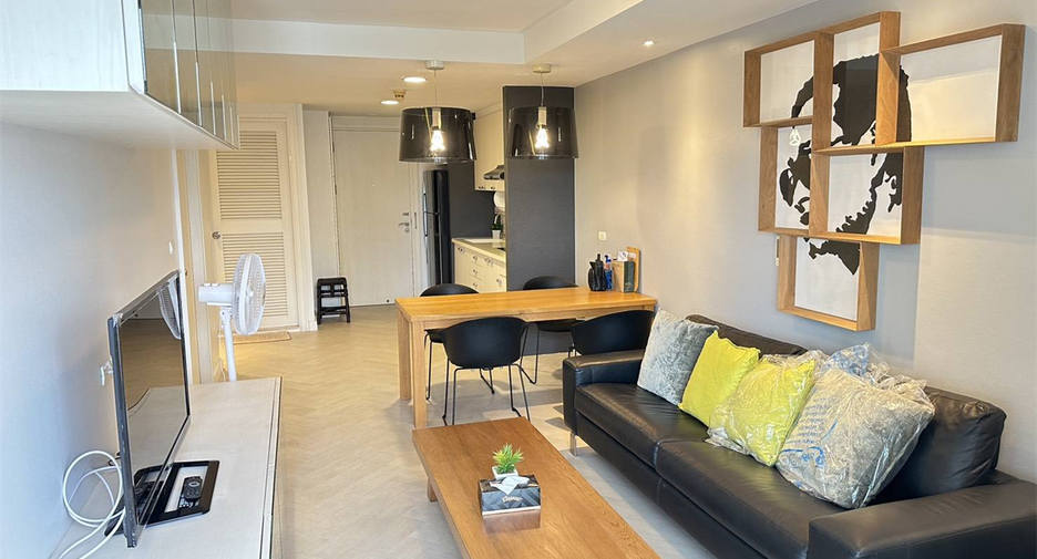 For rent 2 bedrooms condo in Watthana, Bangkok