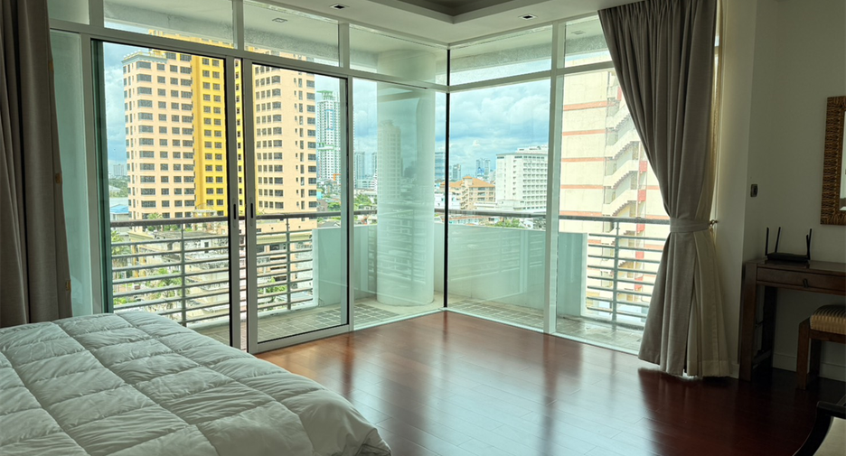 For rent 3 ベッドルーム condo in Phaya Thai, Bangkok