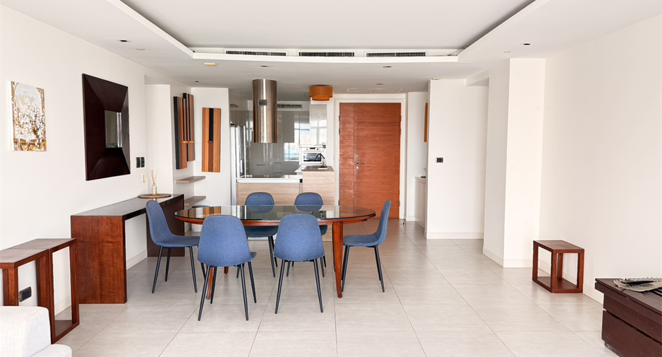 For rent 3 ベッドルーム condo in Phaya Thai, Bangkok