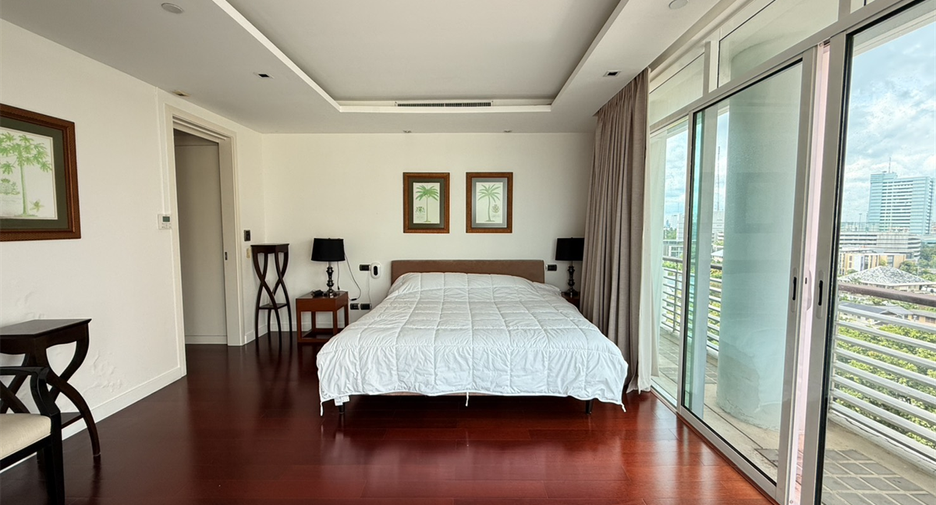 For rent 3 ベッドルーム condo in Phaya Thai, Bangkok