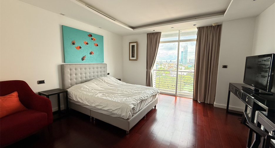 For rent 3 ベッドルーム condo in Phaya Thai, Bangkok