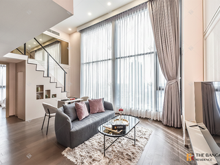 For rent 2 bedrooms condo in Ratchathewi, Bangkok