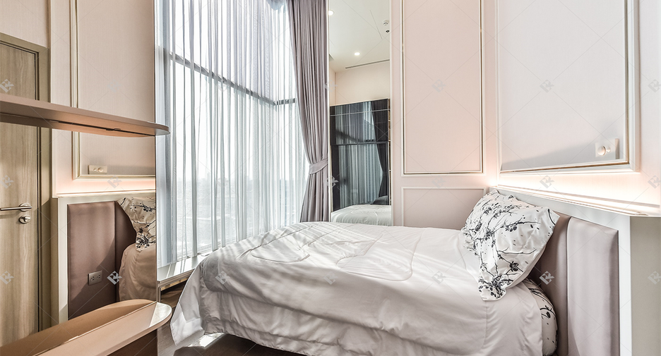 For rent 2 bedrooms condo in Ratchathewi, Bangkok