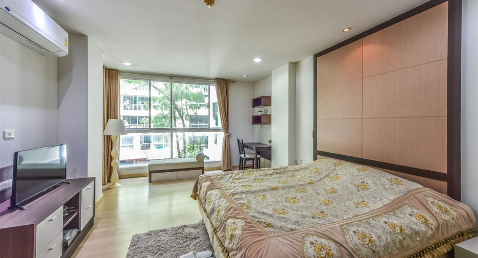 Wohnung zur Miete mit 2 Zimmer in Pathum Wan, Bangkok