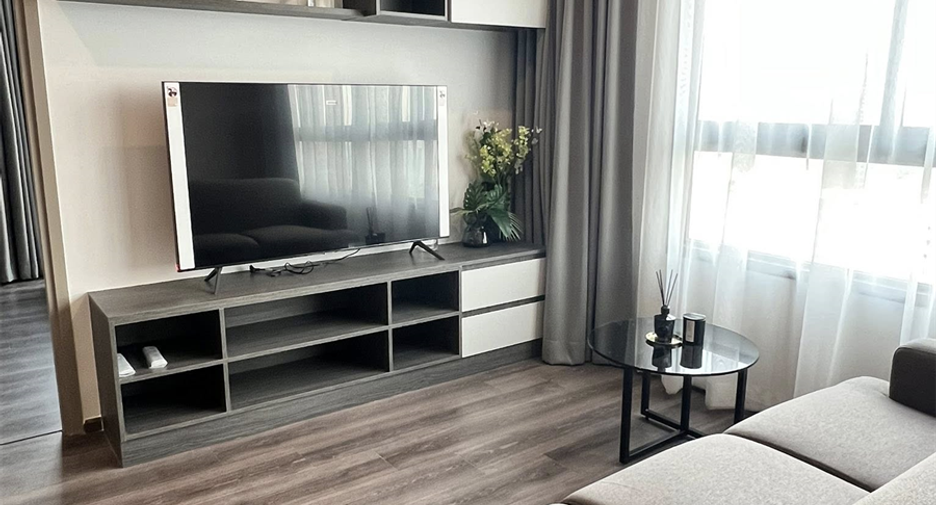 Condo en alquiler de 2 habitaciones en Huai Khwang, Bangkok