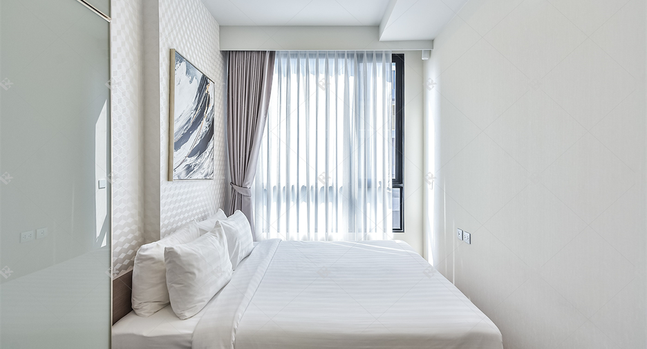 For rent 2 bedrooms condo in Ratchathewi, Bangkok
