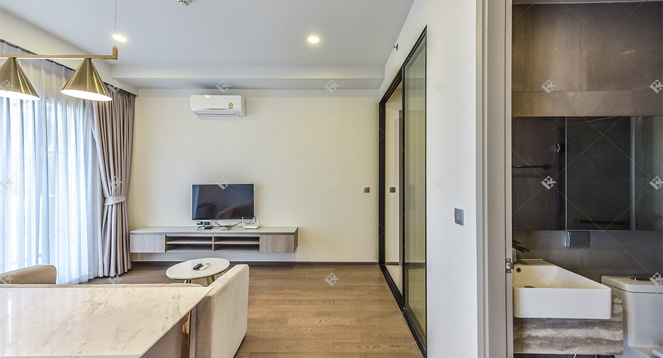 For rent 2 bedrooms condo in Ratchathewi, Bangkok