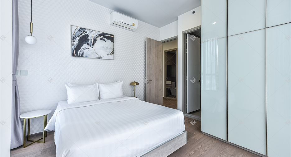 For rent 2 bedrooms condo in Ratchathewi, Bangkok