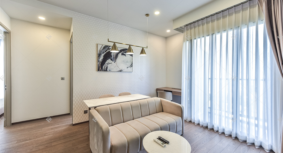 For rent 2 bedrooms condo in Ratchathewi, Bangkok