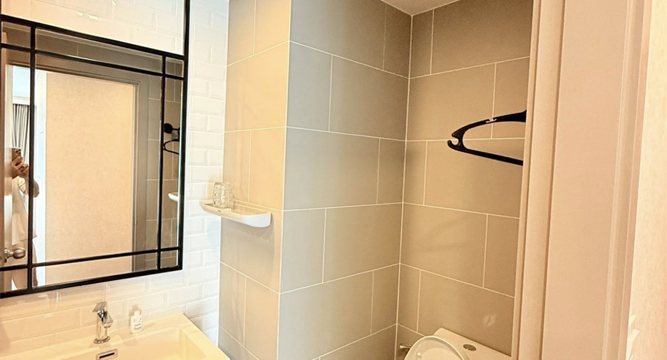 Condo en alquiler de 2 habitaciones en Pathum Wan, Bangkok