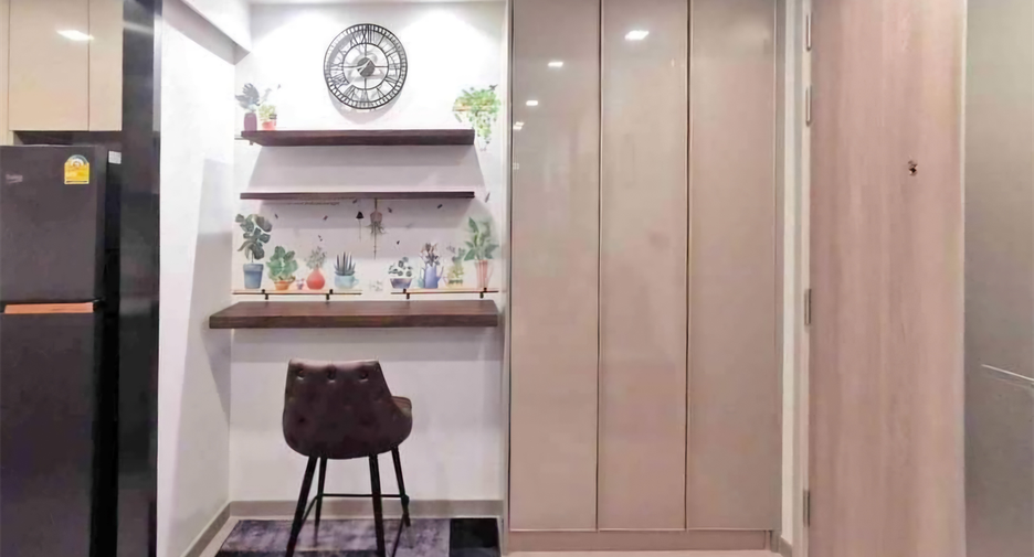 For rent 1 Beds condo in Huai Khwang, Bangkok