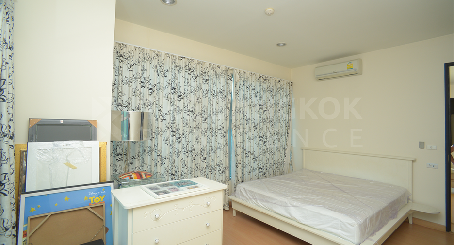 For rent 2 bedrooms condo in Ratchathewi, Bangkok