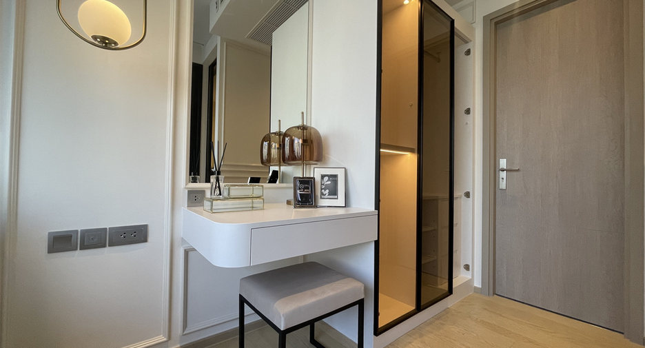 À louer 1 chambre condo à Huai Khwang, Bangkok