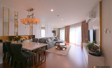 Wohnung zur Miete mit 3 Zimmer in Huai Khwang, Bangkok