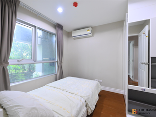 For rent 5 bedrooms condo in Huai Khwang, Bangkok
