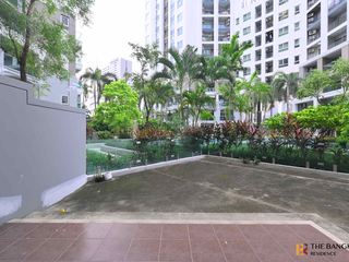 For rent 5 bedrooms condo in Huai Khwang, Bangkok