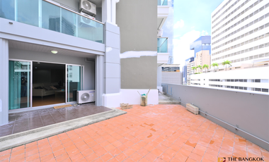 For rent 5 bedrooms condo in Huai Khwang, Bangkok