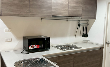 For rent 2 bedrooms condo in Huai Khwang, Bangkok
