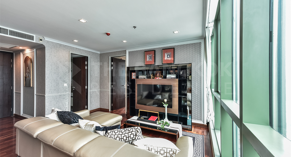 Wohnung zur Miete mit 3 Zimmer in Pathum Wan, Bangkok