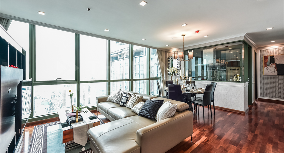 Wohnung zur Miete mit 3 Zimmer in Pathum Wan, Bangkok