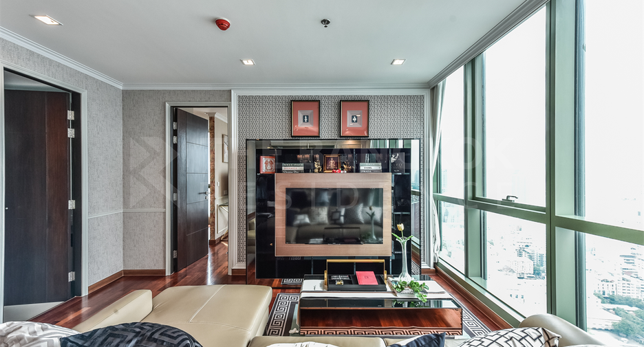 Wohnung zur Miete mit 3 Zimmer in Pathum Wan, Bangkok