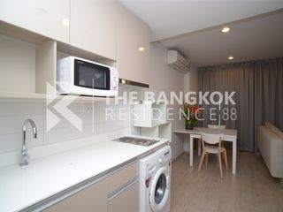 For rent 2 bedrooms condo in Ratchathewi, Bangkok