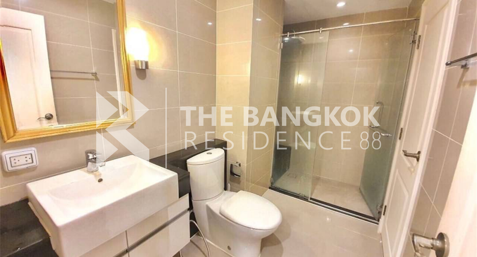 For rent 1 bed condo in Huai Khwang, Bangkok