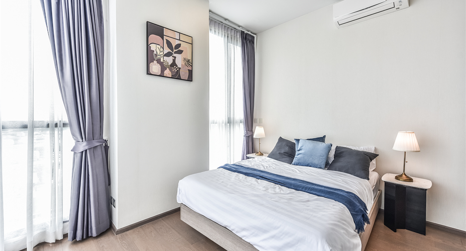 For rent 2 bedrooms condo in Ratchathewi, Bangkok